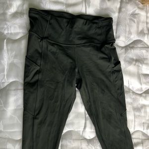 Cropped Lululemon leggings